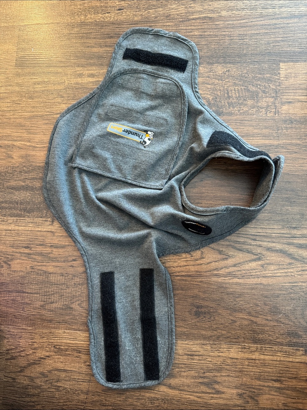 ThunderShirt Charcoal Gray Dog Shirt used for anxiety caused by rain, thunder et